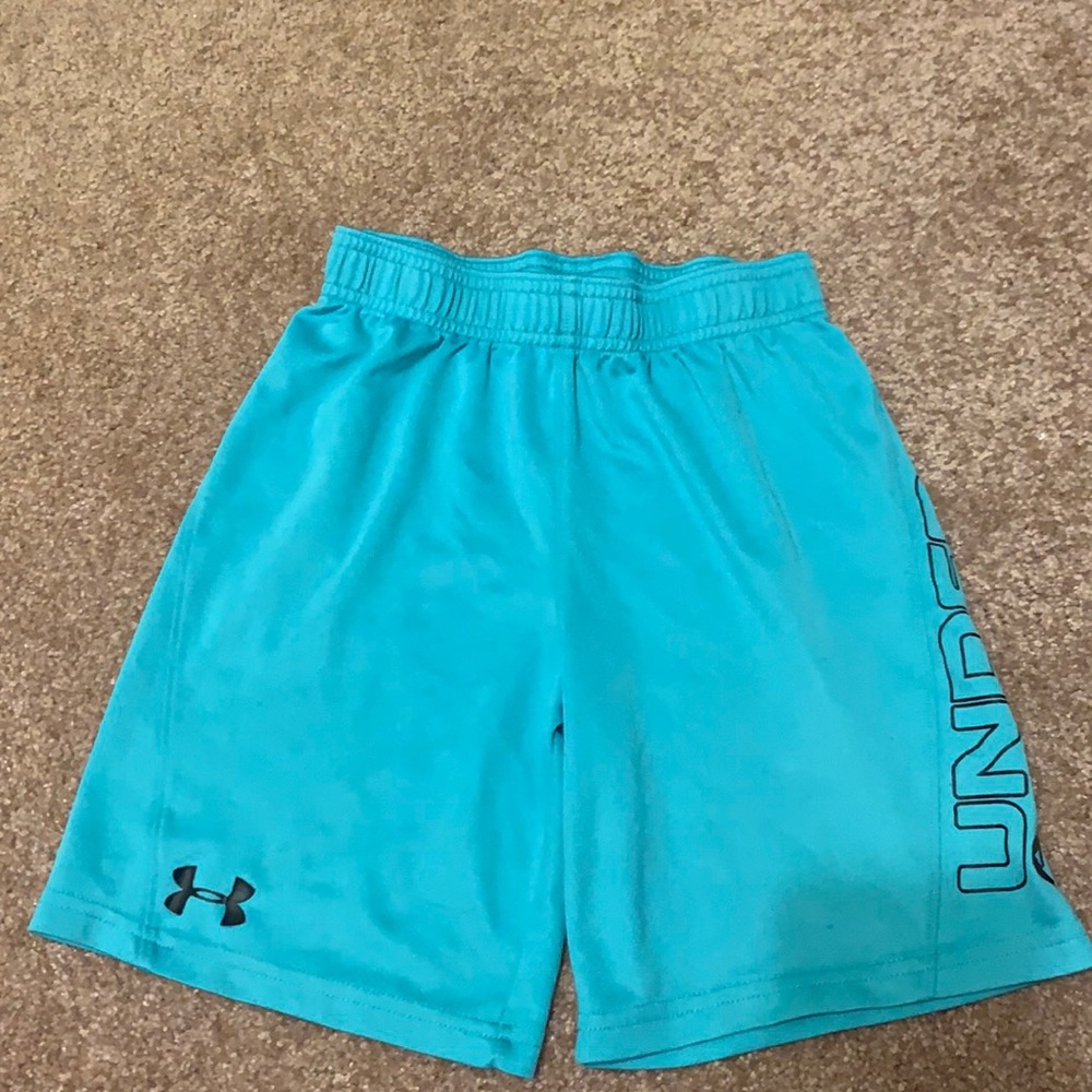 Under armor boys shorts